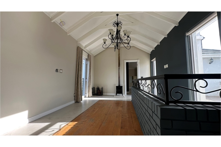 To Let 4 Bedroom Property for Rent in Val De Vie Estate Western Cape